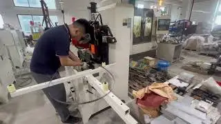 Band saw blade sharpener :  Operation with different width band saw blade