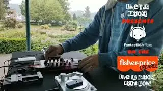 Fantastik Mr Foxx - Live in Matlock on the Fisher-Price Decks