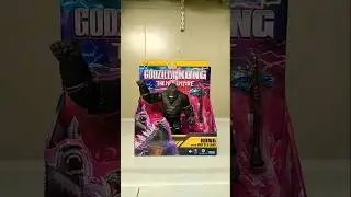 Playmates Kong with Battle Axe Figure!