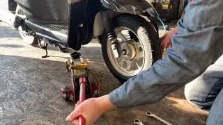 トゥデイの前輪タイヤ交換を行いました♪ ばいく屋だっく