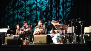 Layla performed by Dann Huff, Gordon Kennedy and Chris Rodriguez at Belmont