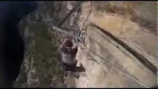 Ferrata Cágate Lorito, con el segundo tramo de bajada. Sant Llorenç de Montgai.