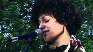 Sara Loreni - Per non fare rumore - Open air loop live session