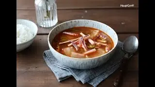 얼큰오징어뭇국(KOREAN SPICY SQUID SOUP)_ by handycook