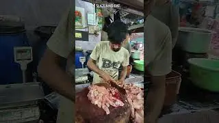 BROILER CHICKEN SPEED CUTTING SKILLS 🔥🔪 | FASTEST CHICKEN CUTTING #shorts #cuttingskills #chicken