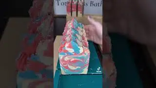 Rocket Pop Soap #soap #rocketpop #bombpop #redwhiteandblue #coldprocesssoap #barsoap #cuttingsoap