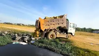 Full Processing Filling Up The Land , Bulldozer MITSUBISHI BD2F, Dump Truck 5Ton unloading