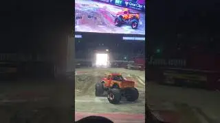 El Toro Loco Wins Two-Wheel Challenge at Payne Arena Hidalgo, Texas