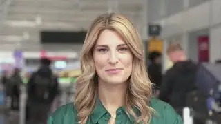 Air hacks for holiday travel from Expedia travel expert