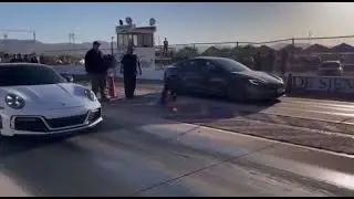 Tesla model S plaid vs 992 porsche 911 Turbo  1/4 mile drag race