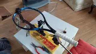 TENNIS RACKET STRINGING TIPS