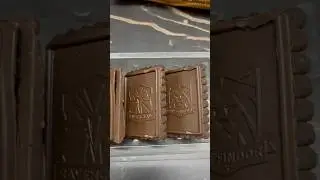 Pure Magic Choco Frames Harry Potter #shorts #harrypotter #chocolate