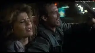 Terminator - Kyle Reece riesce a salvare Sarah dal Terminator