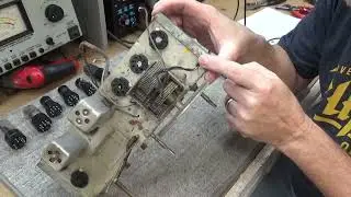 RCA Radiola 61-3 Tabletop Radio Episode 2 Striping it down