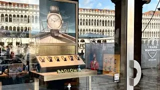 Panerai opens a unique boutique with open displays in Piazza San Marco, Venezia.