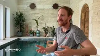 Une piscine intérieure pour nager toute l'année