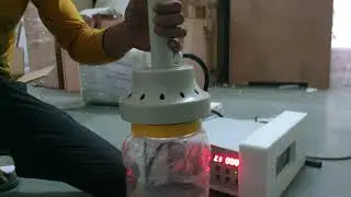 Induction foil sealing machine