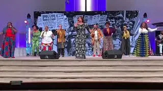 Wonder worker by GGC Praise Team. Tracey on bass