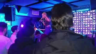 Phoenixx Performs @BabysAlright