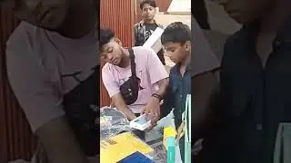 follow comment jarur kar denan iPhone hai bhaiya iPhone