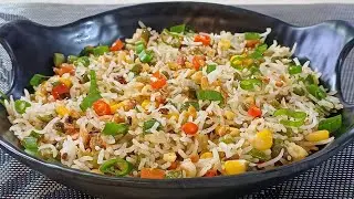Burnt Chilli Garlic Vegetable Fried Rice/ लहसुन के फ्लेवर वाला स्वादिष्ट फ्राइड राइस की  रेसिपी