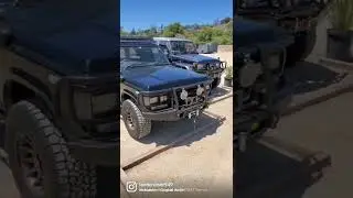 Two Classic Land Cruisers you don't see side by side everyday..