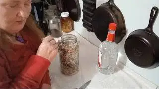 Making A Pearly Everlasting Tincture