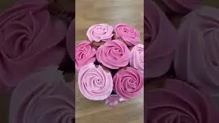 Bake with CCW- How to Make a Cupcake Bouquet #mothersday #cupcakebouquet #mothersdaygift