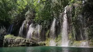 Beautiful Waterfalls 🌿 Relaxing & Calm Piano music, Positive Healing Therapy music💧🌿 