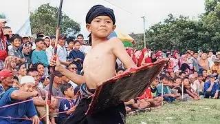 SATRIA BAJA HITAM Vs PANGERAN DIRGA|| Peresean terbaru desa aik darek