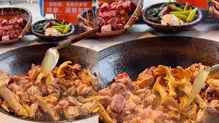 Cooking food live streaming, cooking fried goose meat, yummy food. #food  #cooking