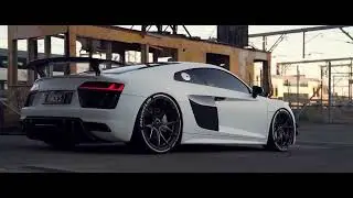 Less is more Audi R8 
