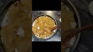 Быстрый и простой осенний десерт &mdash; булочки с карамелью и корицей #рецептдесерта #булочкаскорицей ...