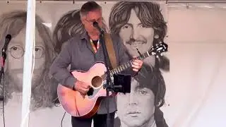 Роб Амрайн &laquo;In My Life&raquo; на концерте в Abbey Road On The River в 2025 году