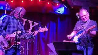 The Backburners - The Hunter Gets Captured By The Game - 1/2 (Smokey Robinson)