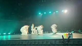 CRAVITY KconLA2025 Artist stage