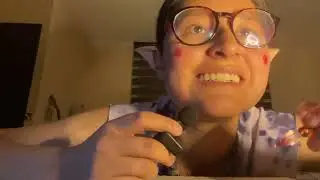 ASMR Castellano 🇧🇴 Gnomo No Binarie 🏳️‍🌈 te Dibuja | Anatomy 🖋️| POV eres “Senos Durales” 🧠