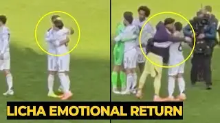 Lisandro Martinez receiving congratulations from his teammates after making his return from injury