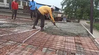 alternate of surface vibrator on roof slab casting