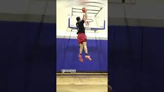 6&rsquo;2&rdquo; Dunker Looks INSIDE the Rim!