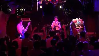 ASIAN KUNG-FU GENERATION