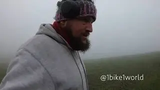 Nala Cat's Bicycle Tour into Bulgaria 🇧🇬 VLOG#16