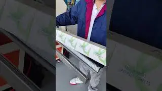 Hot melt adhesive machine is used for high speed carton sealing machine