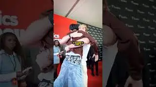 Логан Пол несёт Рэя на руках, как маленького ребёнка 🤣