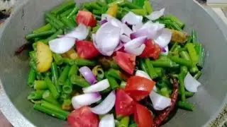 পেয়াজ কলি এইপদ্ধতিতে বানালে ভাত, রুটি, পরোটা সাথে আর কিছু লাগবেনা। Peyajkoli unique recipe 