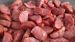Como fritar calabresa no microondas