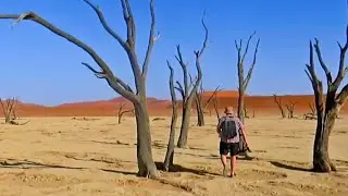 Walking to the Dead Valley. Namibia 