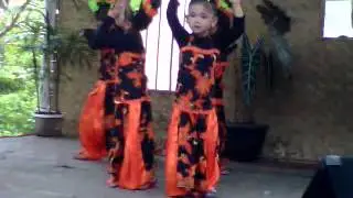 tari kelulusan lucu