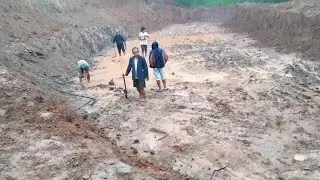 without editing random video #local work #Team work #village life #GaulePara😂🌧️