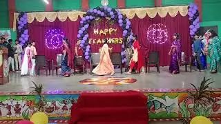 Music chair  on teachers day funfull game played by female teacher jnv jalgaon 2025-26